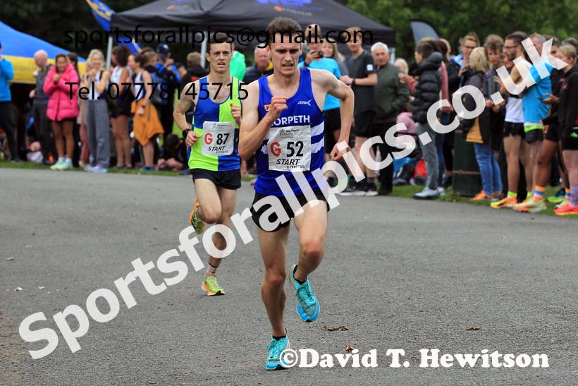 Senior mens Northern 6 Stage Relay, 2023 Northern 6 and 4 Stage Relays and Youngsters, Birkenhead Park, Wirral.  Photo: David T. Hewitson/Sports for All Pics